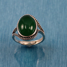 Load image into Gallery viewer, 9310143-Hand-Crafted-Sterling-Silver-Green-Agate-Solitaire-Ring