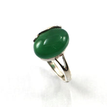 Load image into Gallery viewer, 9310153-Hand-Crafted-Sterling-Silver-Green-Agate-Solitaire-Ring