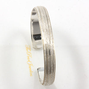 9430030-Sterling-Silver-Diamond-Cut-C-Design-Bangle-Bracelet