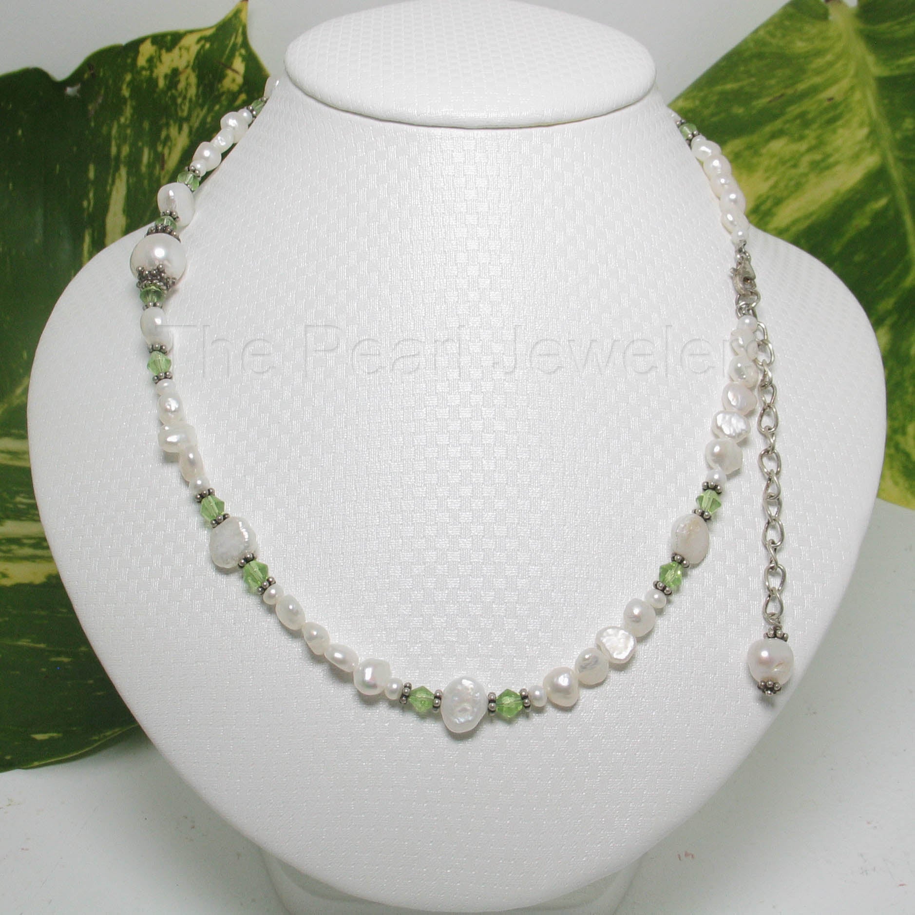 9600110P White Small Baroque Pearls Peridot Glass Crystals