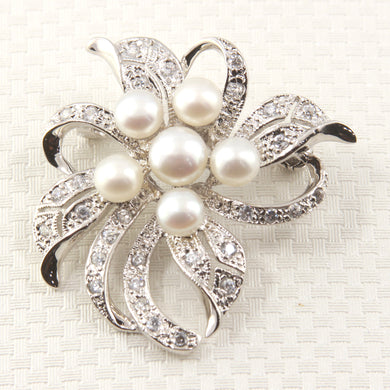 9700103-Handcrafted-White-Pearl -Flower-Design-Brooch-Pin